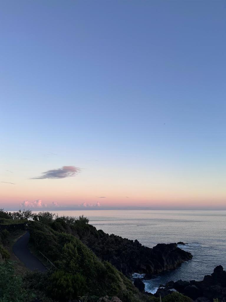 Cantinho Dos Cagarros Lajes do Pico Luaran gambar